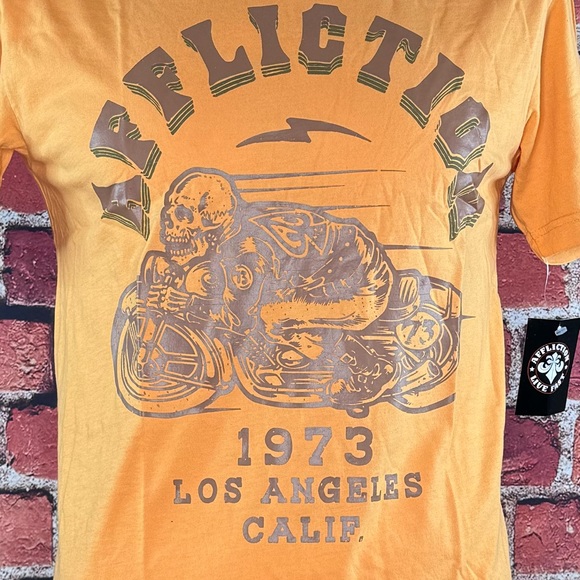 Legacy By Affliction Men's Short Sleeve Distressed Graphic T-shirt -Medium- NWT - Picture 3 of 9